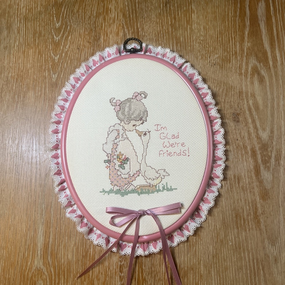 Cross Stitch Friends Kitschy Oval Wall Art Primitive Country Framed Pink Vintage